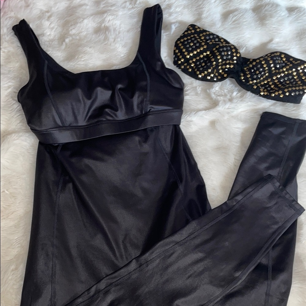 ✨KHLOE Fabletics shiny ✨ Black Jumpsuit Classic Style Versatile - Picture 5 of 13